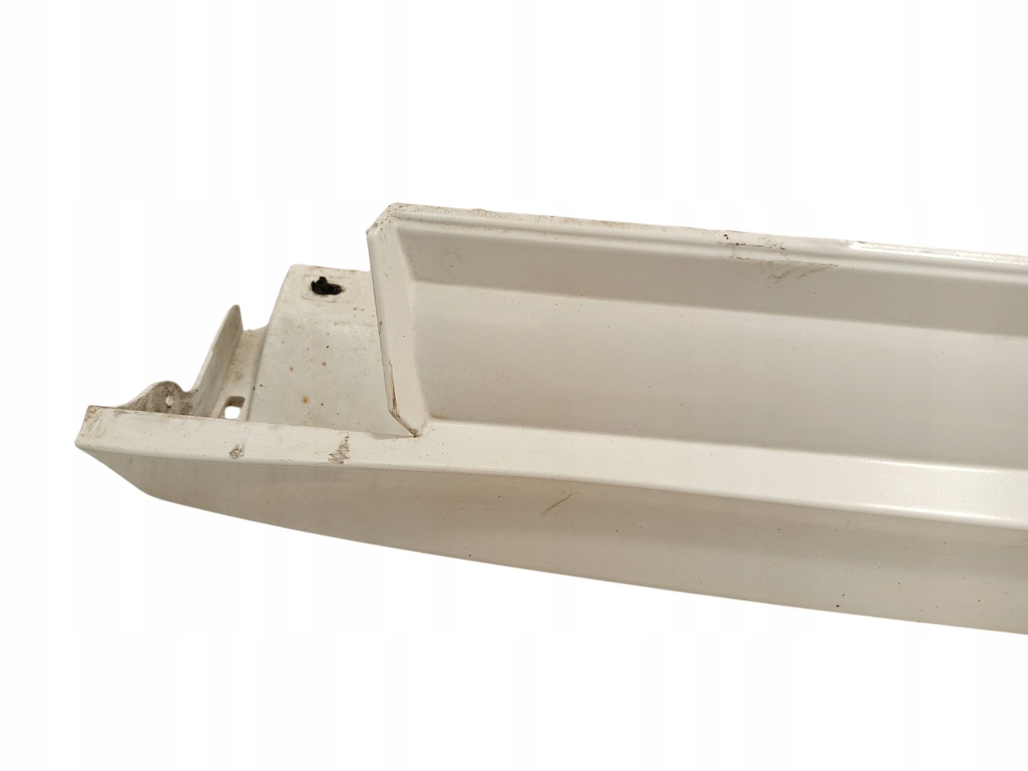 moulding threshold left FORD FOCUS MK3 (2010-2014) KOMBI KOD LAKIERU 5B