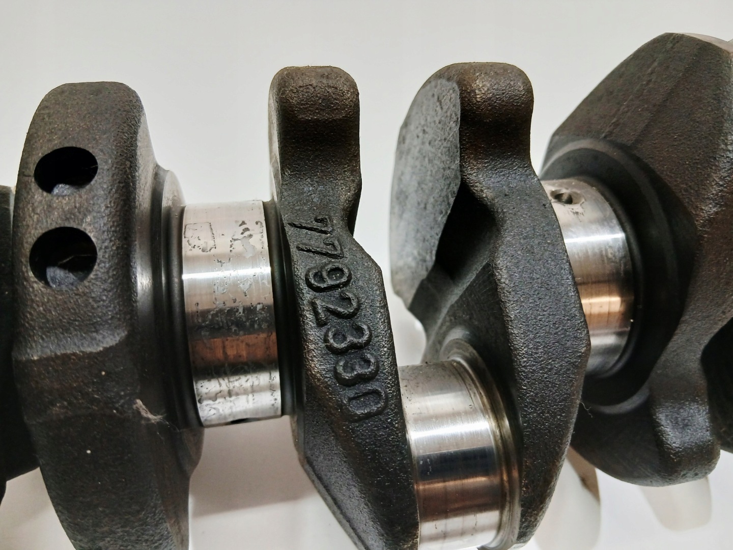 crank BMW E60 3.0 D 306D2 7792330 BAV
