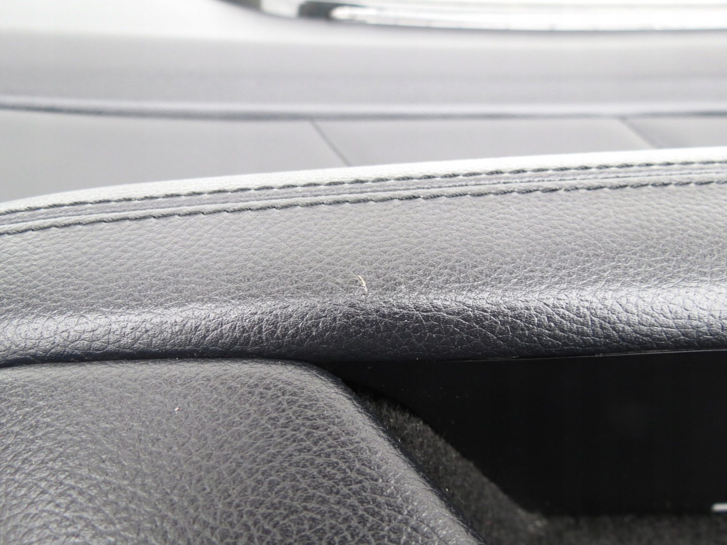 side upholstery door left rear part rear MERCEDES CLS W218