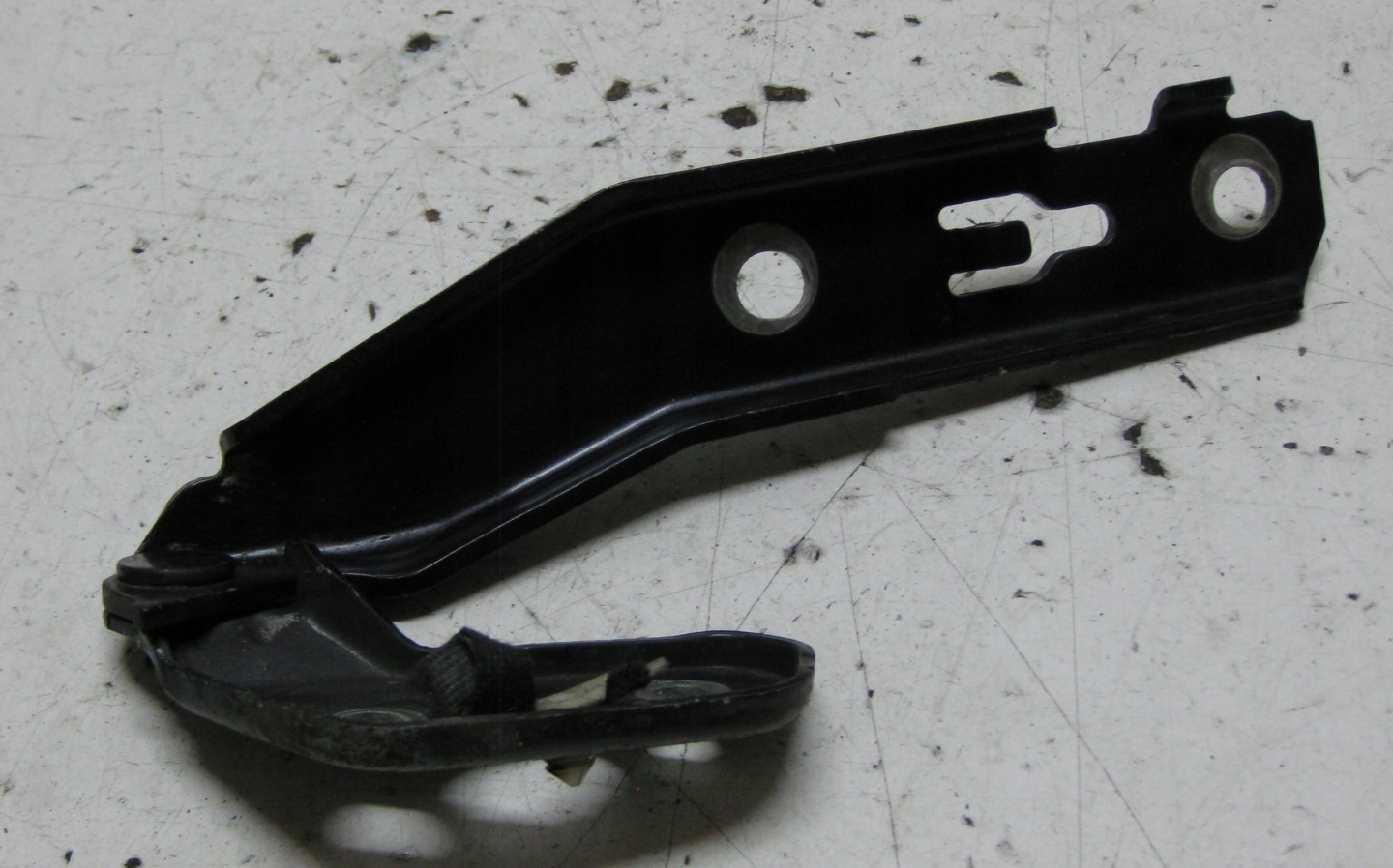 AUDI A6 C6 2.7 TDI 07R hinge bonnets left right KOMPLET 4F0823302 4F0823301