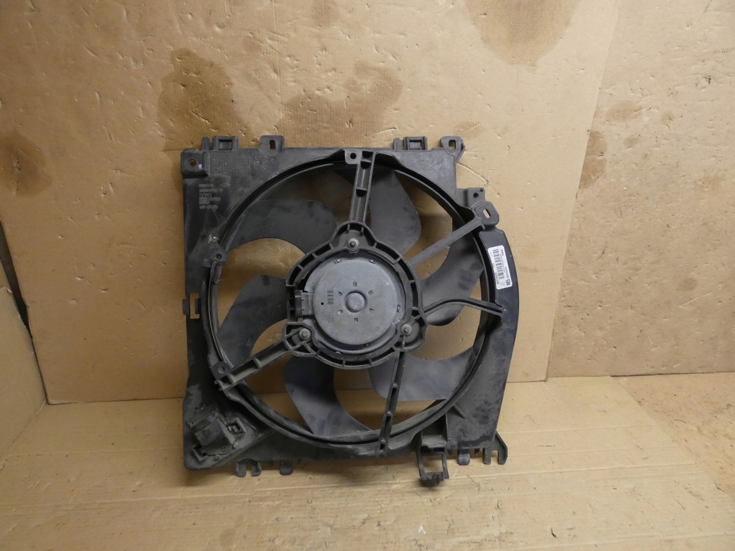 ventilátor chladiče CLIO III 1.5 DCI 8200748439