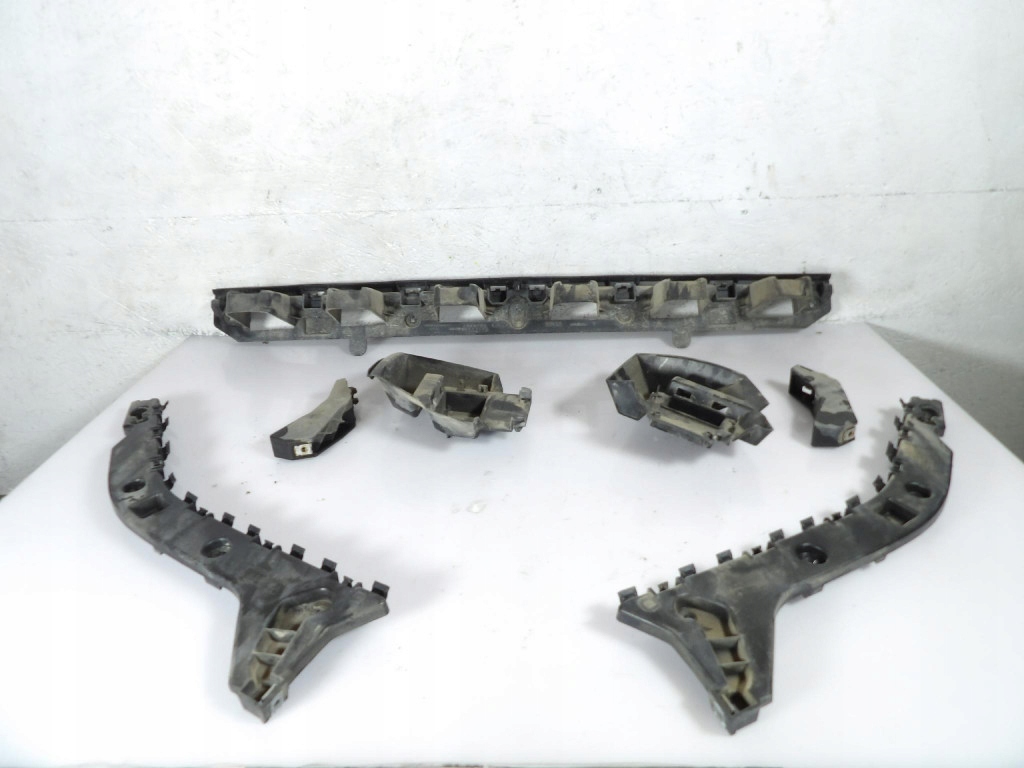 FORD FOCUS MK4 KOMBI supporti Paraurti posteriore JX7B-17B861C
