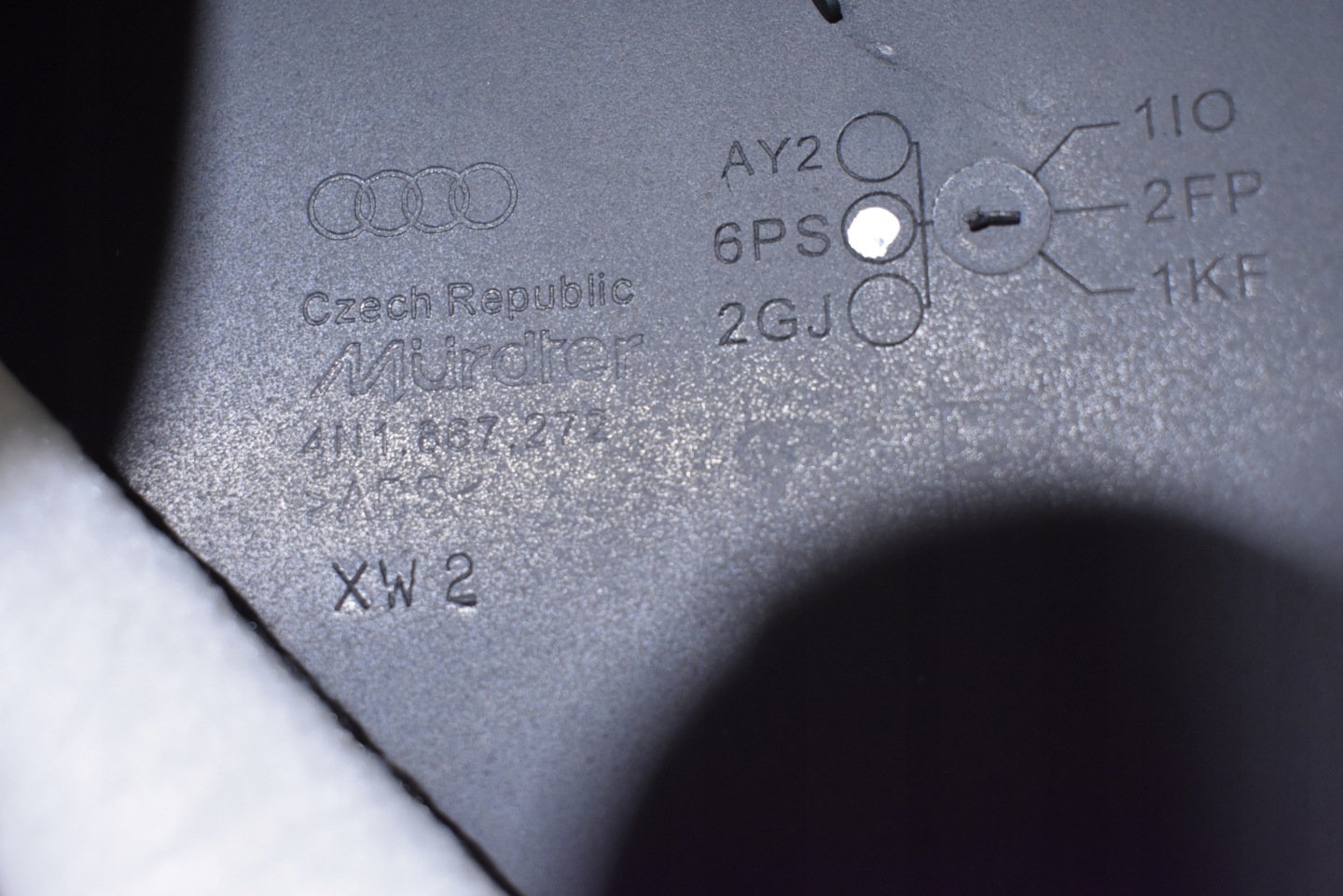 IDEALNA moulding cap threshold cover SLUPKA A right AUDI A8 D5 1 9