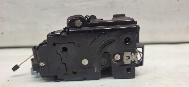 lock door right front SKODA OCTAVIA II 16AC3D1837016AC