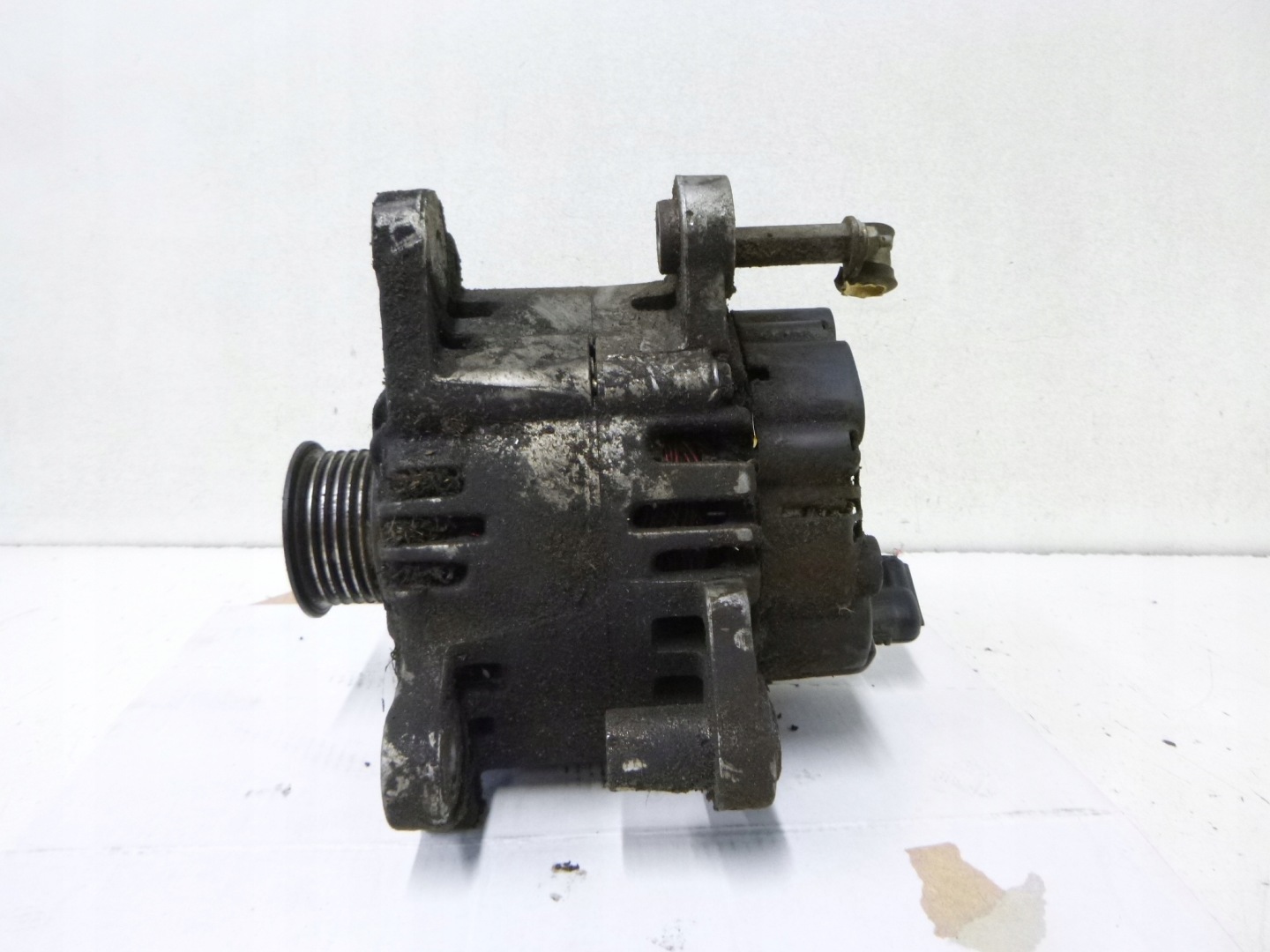 Alternator VW Volkswagen Golf V 1.6 BLF 110A 03C903023B
