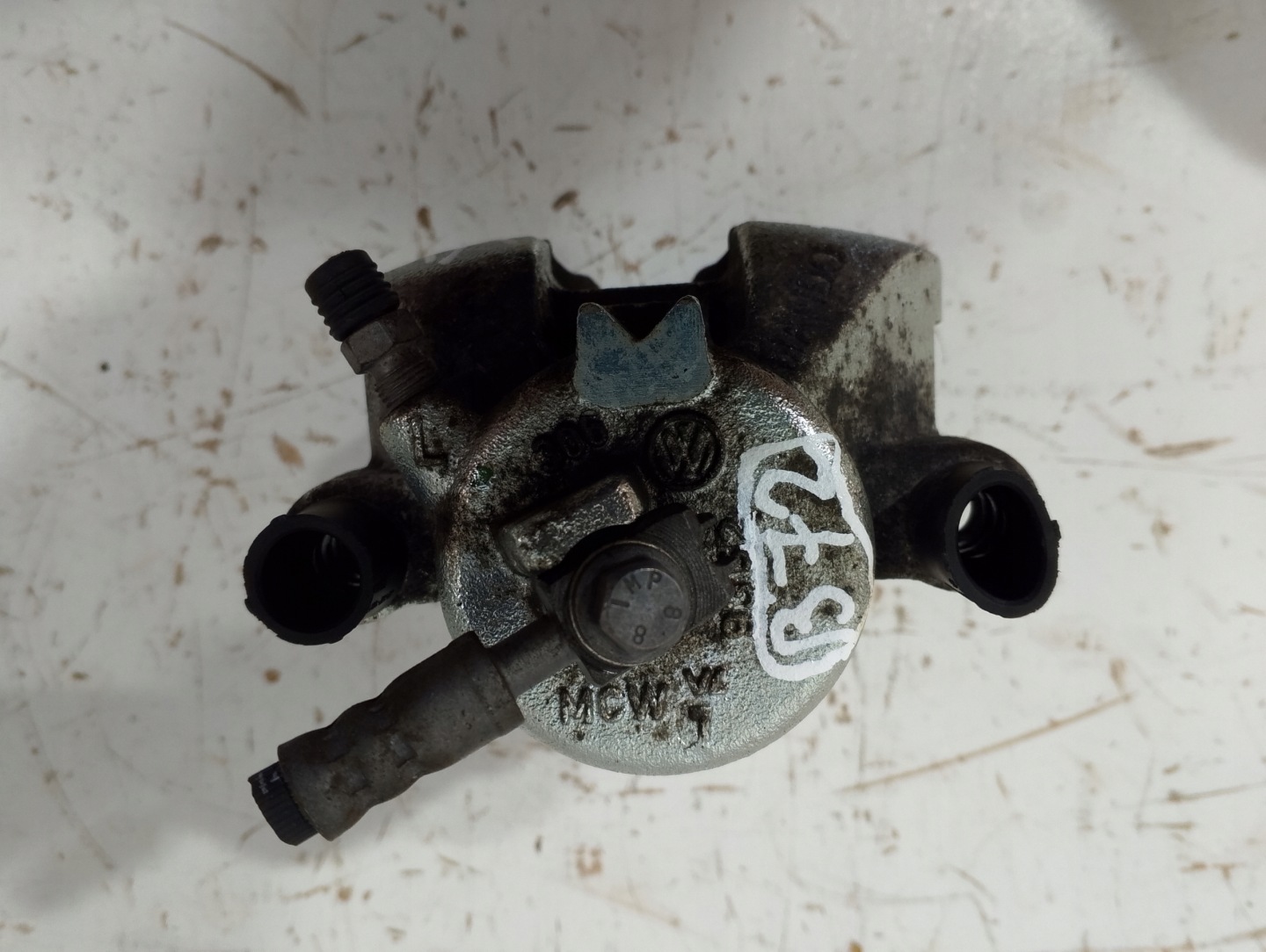 VOLKSWAGEN POLO VI 2G, AUDI SEAT caliper left 9352 (B72)