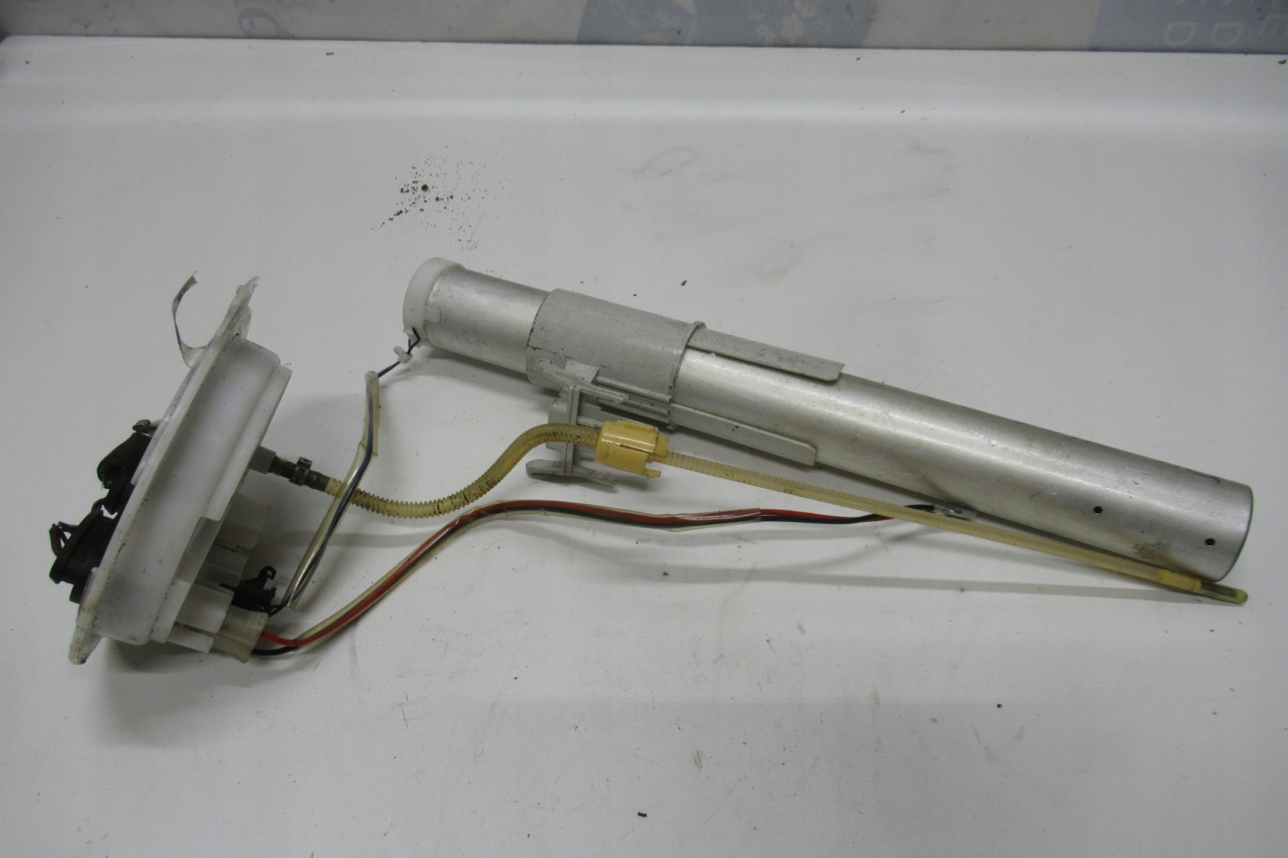 VW PHAETON 3.0 TDI feed pump sensor 3D0919679G