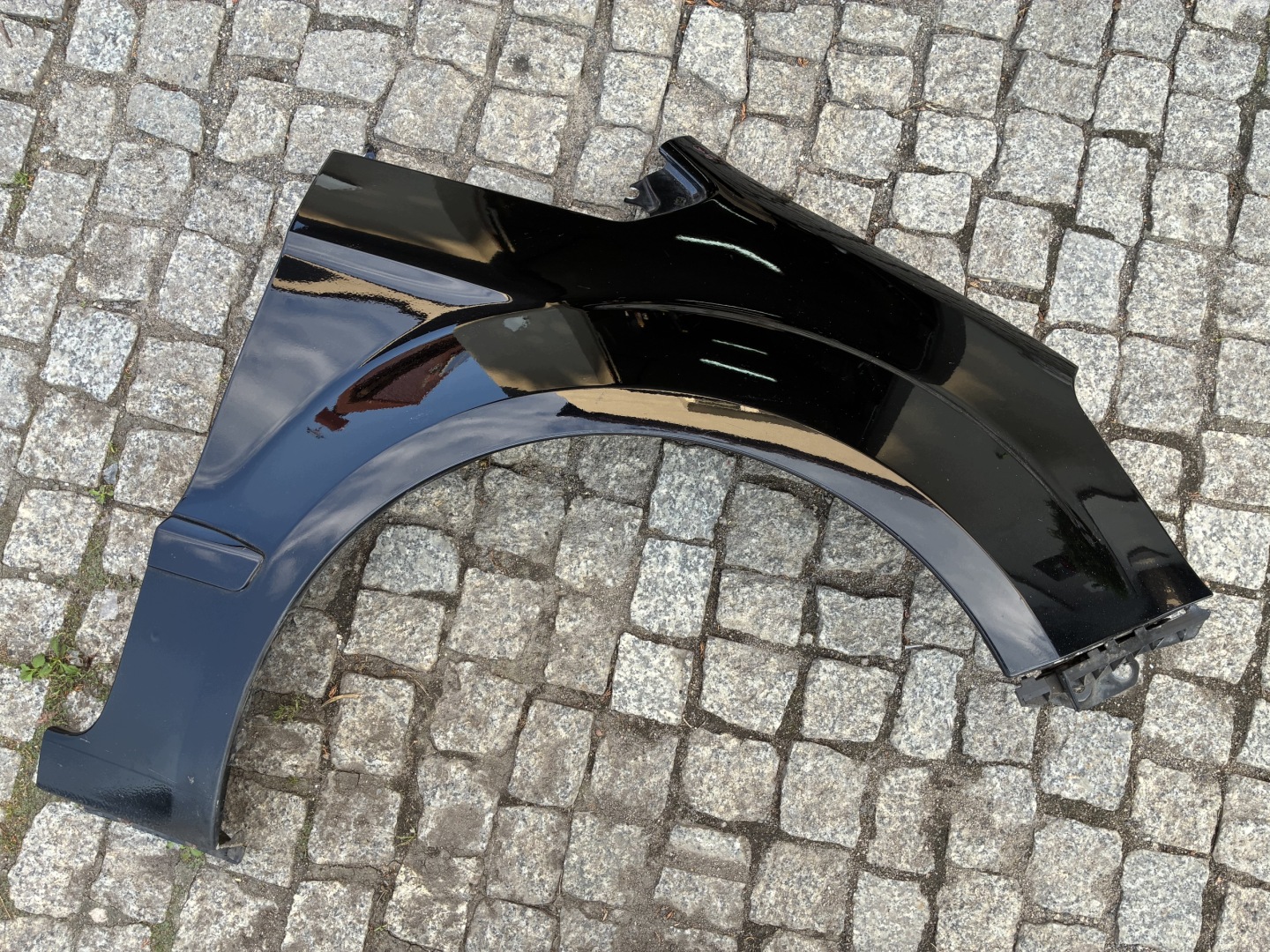 fender right front front Ford Galaxy Mk3 III G6 05-15r. ==OEM== Eu