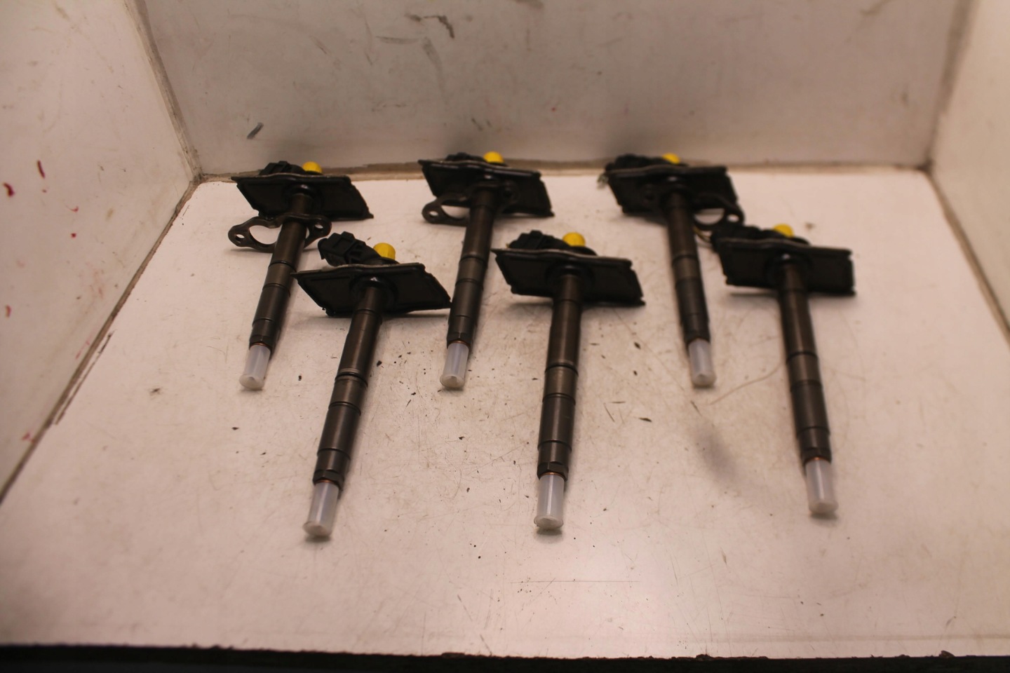 nozzle injector 059130277AH AUDI A4 B7 3.0 TDI 04-08