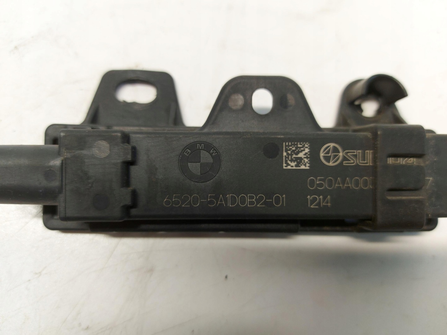 BMW U06 220d aerial amplifier 5A1D0B2