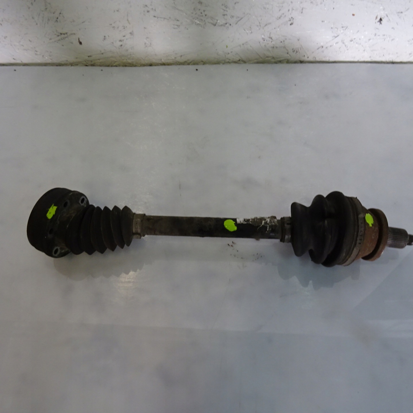 SKODA FABIA and 1.2B semi-axis left
