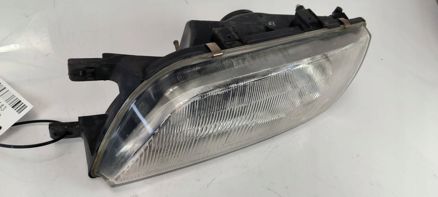 light right front NISSAN ALMERA