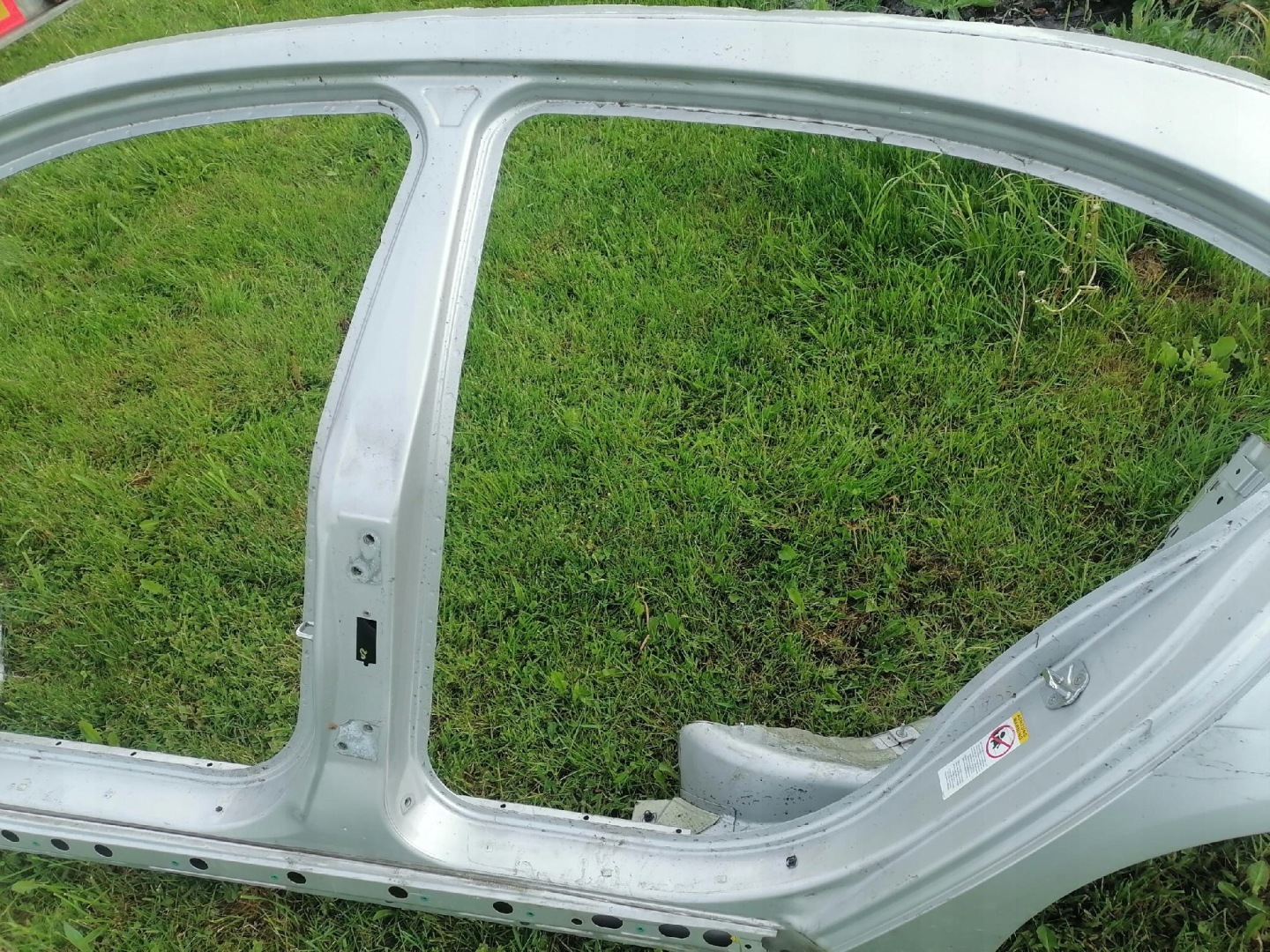 quarter quarter threshold pillar left BMW E65