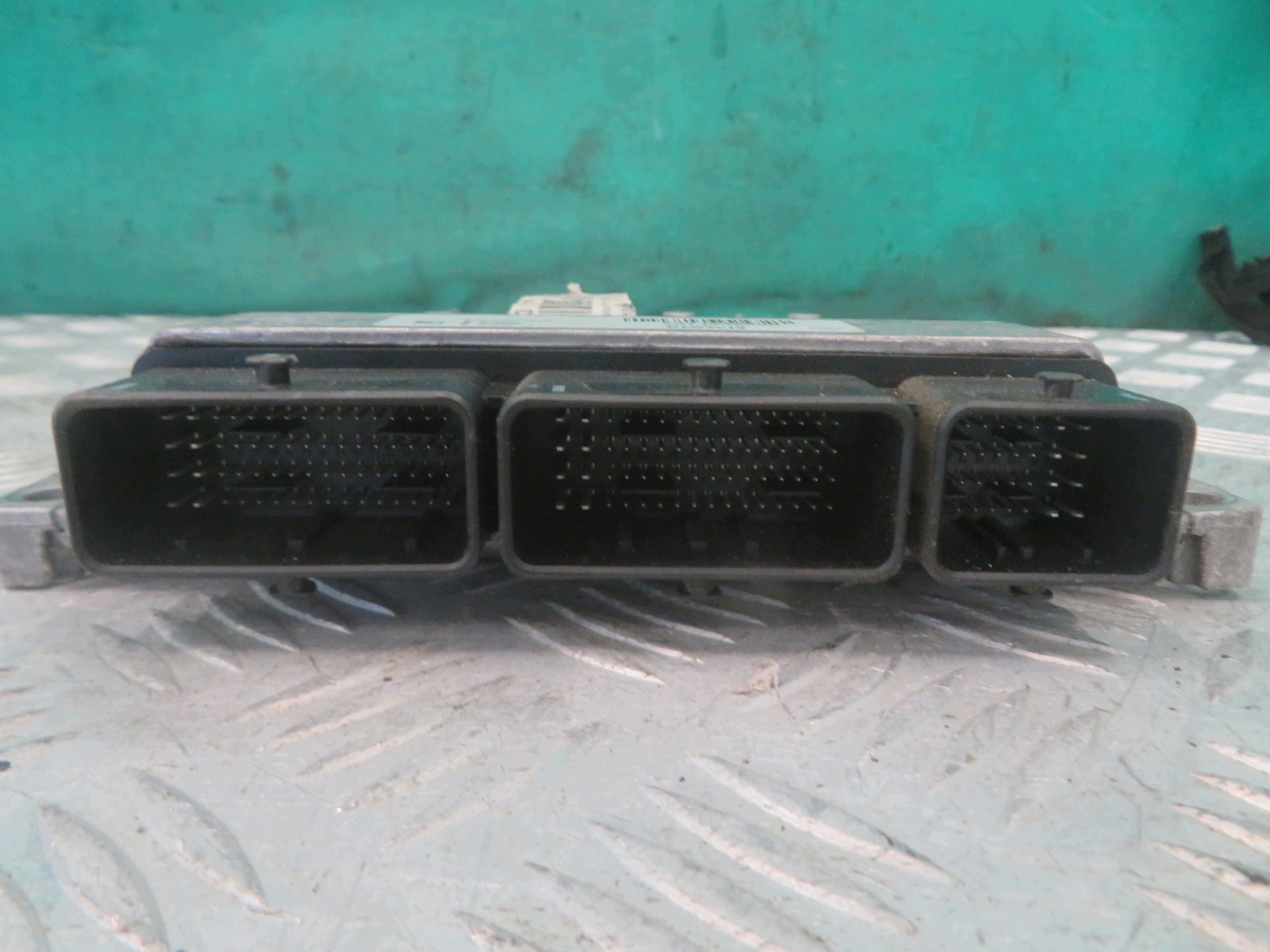 computer centralina motore RENAULT MASTER OPEL MOVANO 2.3 22R 237104550S