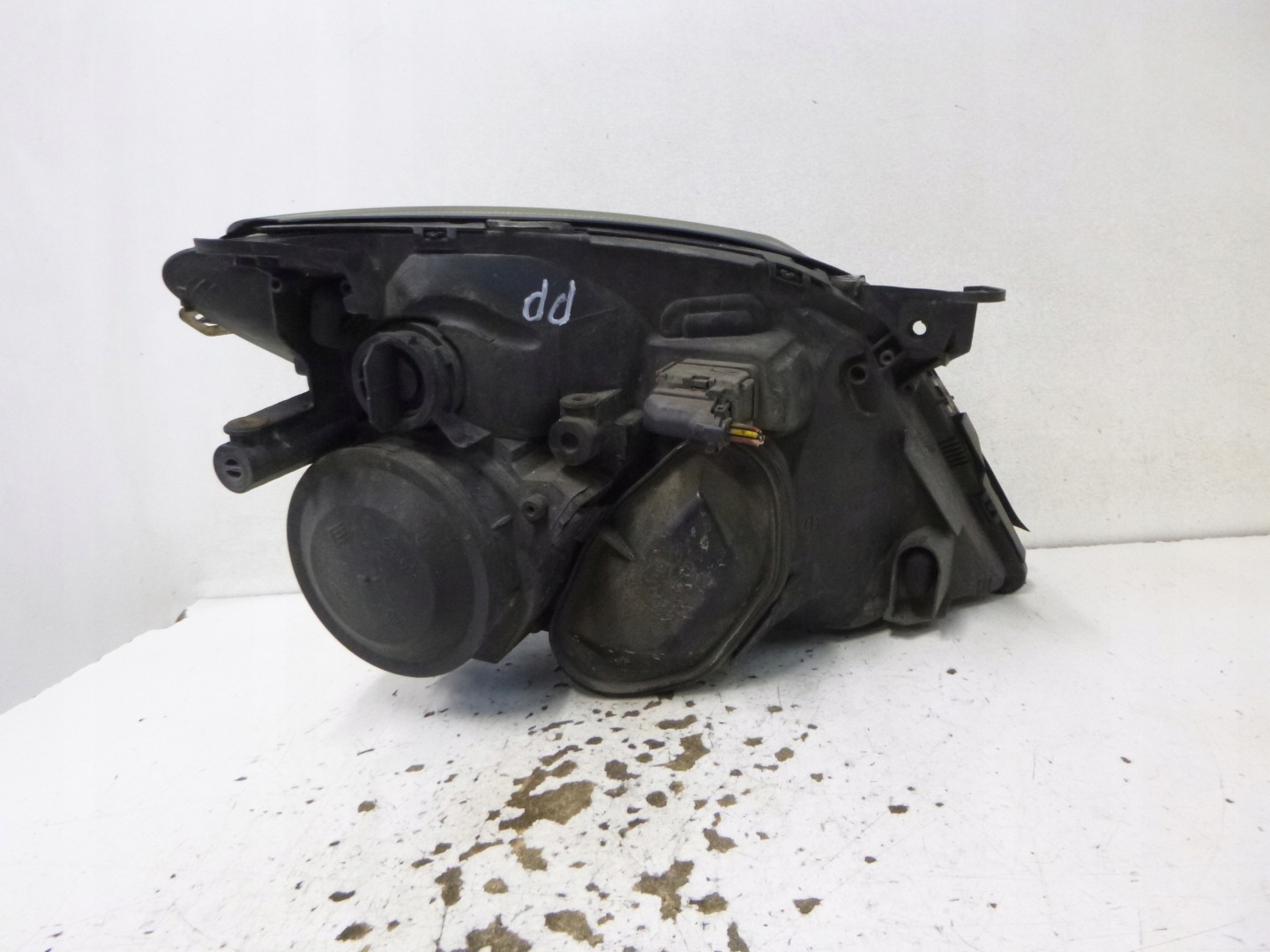 light front left Opel Vectra C 2003r.. black, Black HELLA 15588700 GM