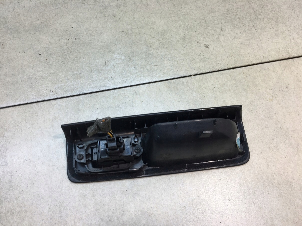 PANEL windows right rear part VOLVO V50 3065844 8679478