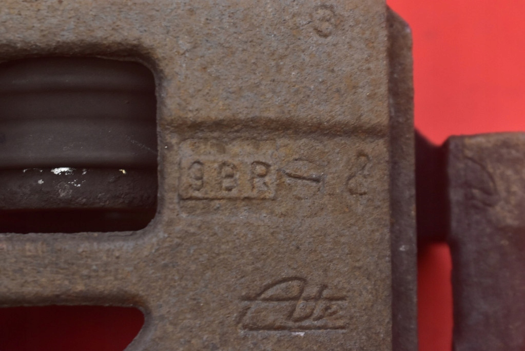 caliper brake left front TOYOTA YARIS 3 III 1.0 69 KM 17-19