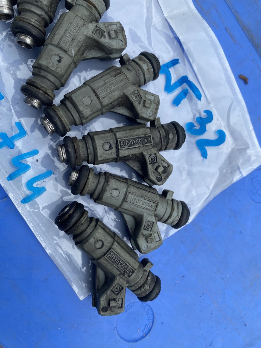 nozzle injector MERCEDES 4.3 5.0 V8 0280155744