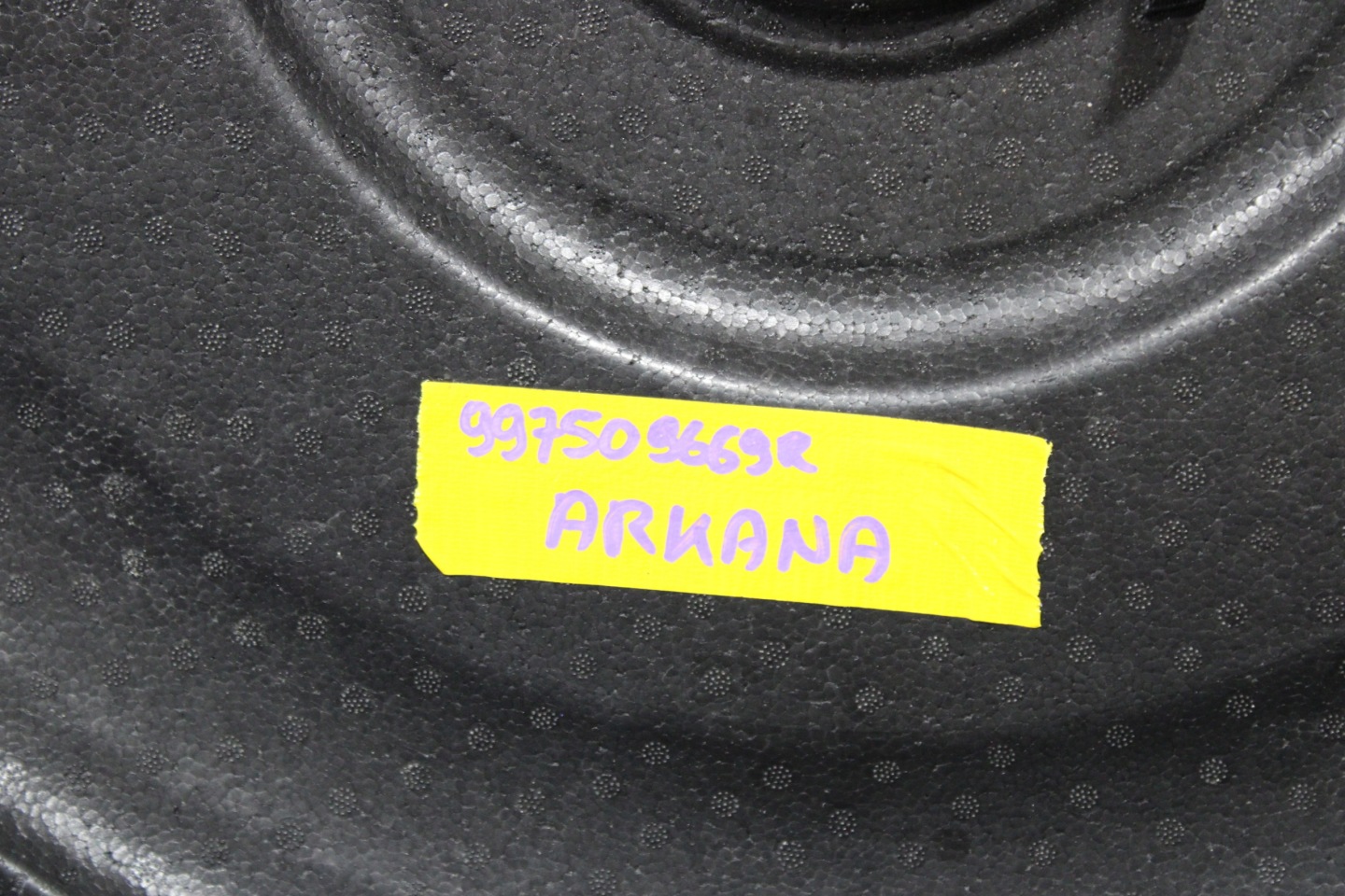 polystirene boot mandatory vehicle equipment wheels ARKANA 997509669R