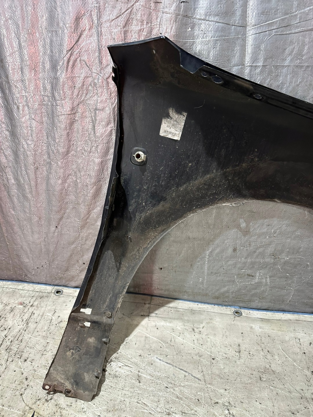 fender left front AUDI A4 B5 LY9B