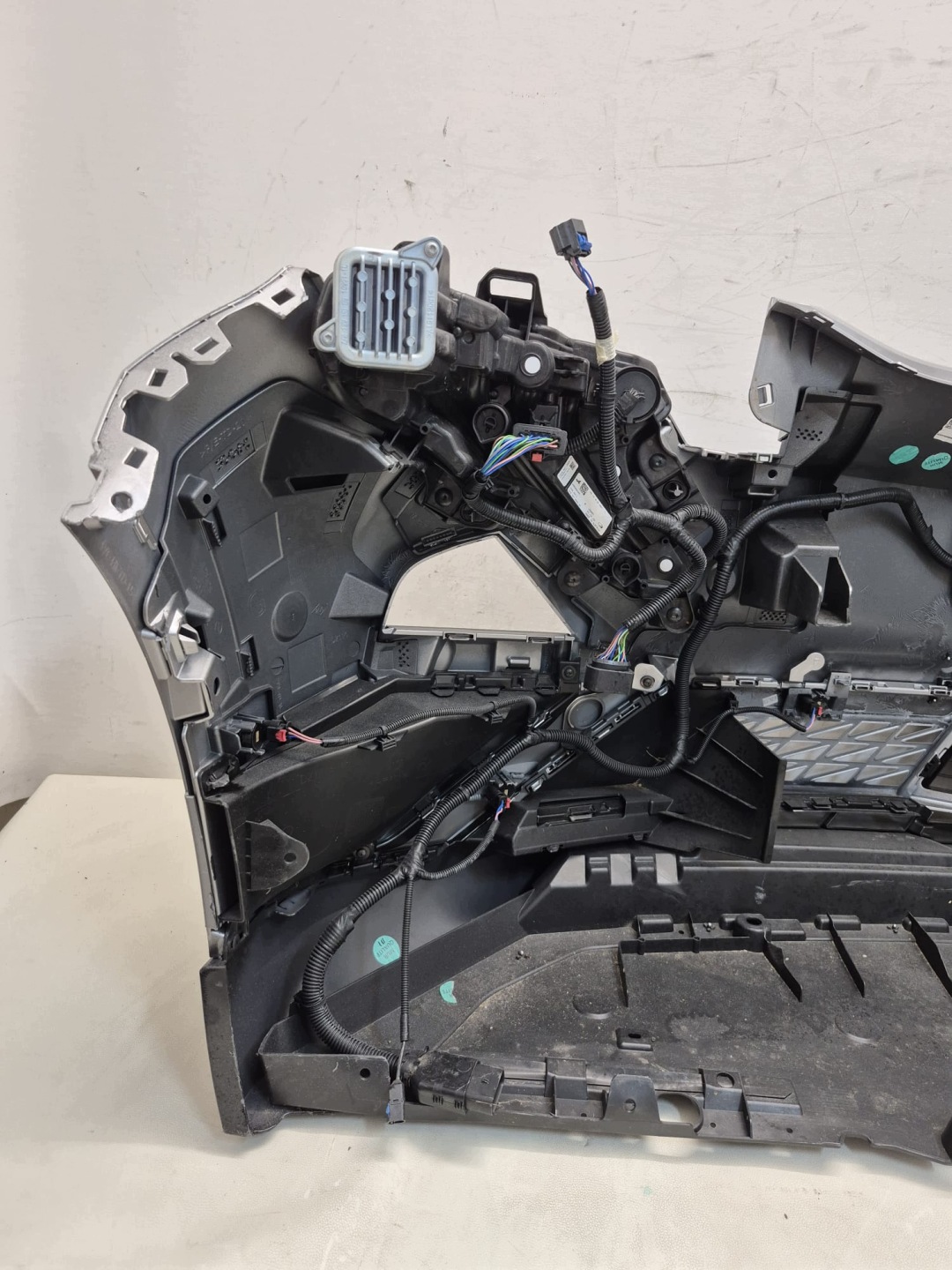 ALPINE A390 26- bumper front front complete KAMERA PDC RADAR 620225390R