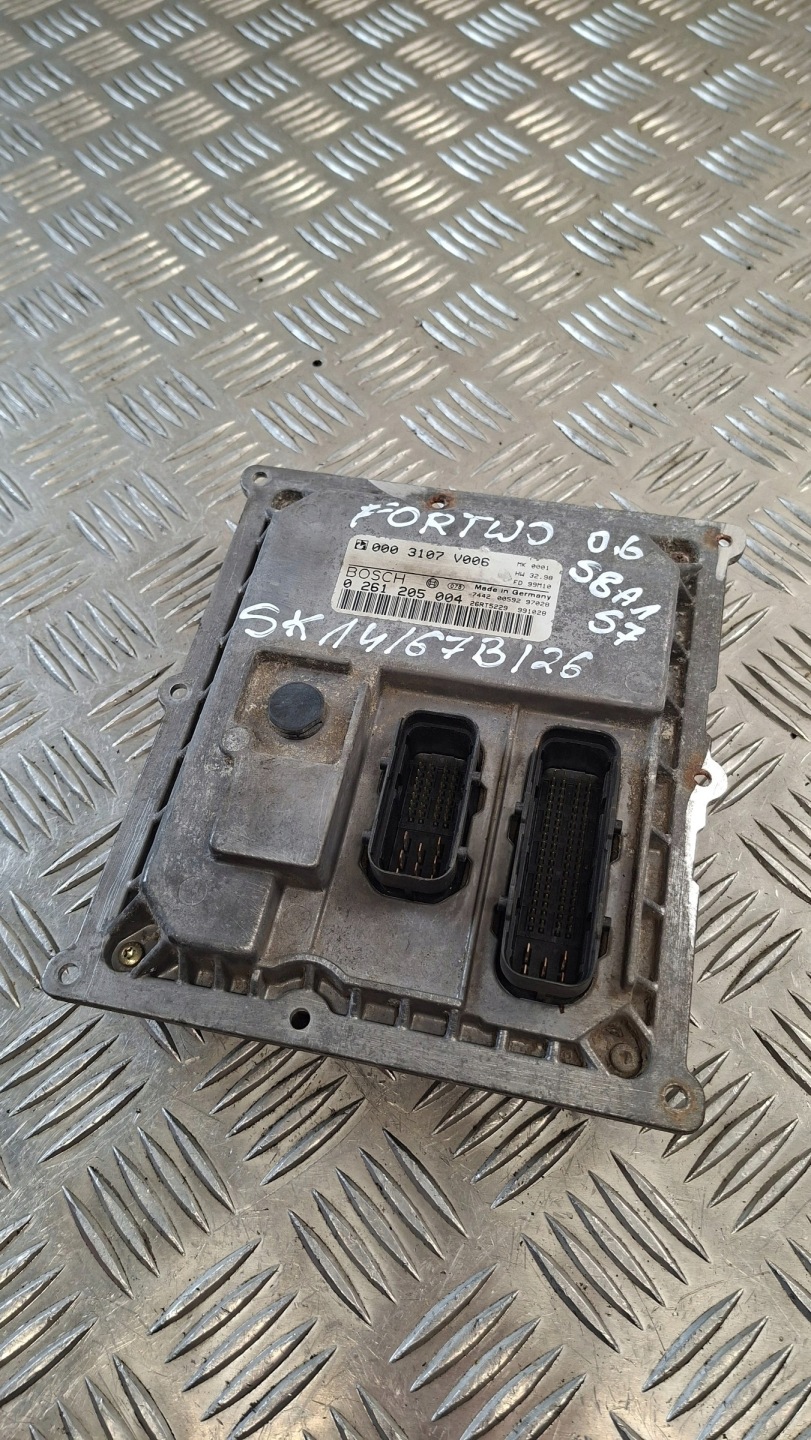 control unit of the engine SMART FORTWO 0.6