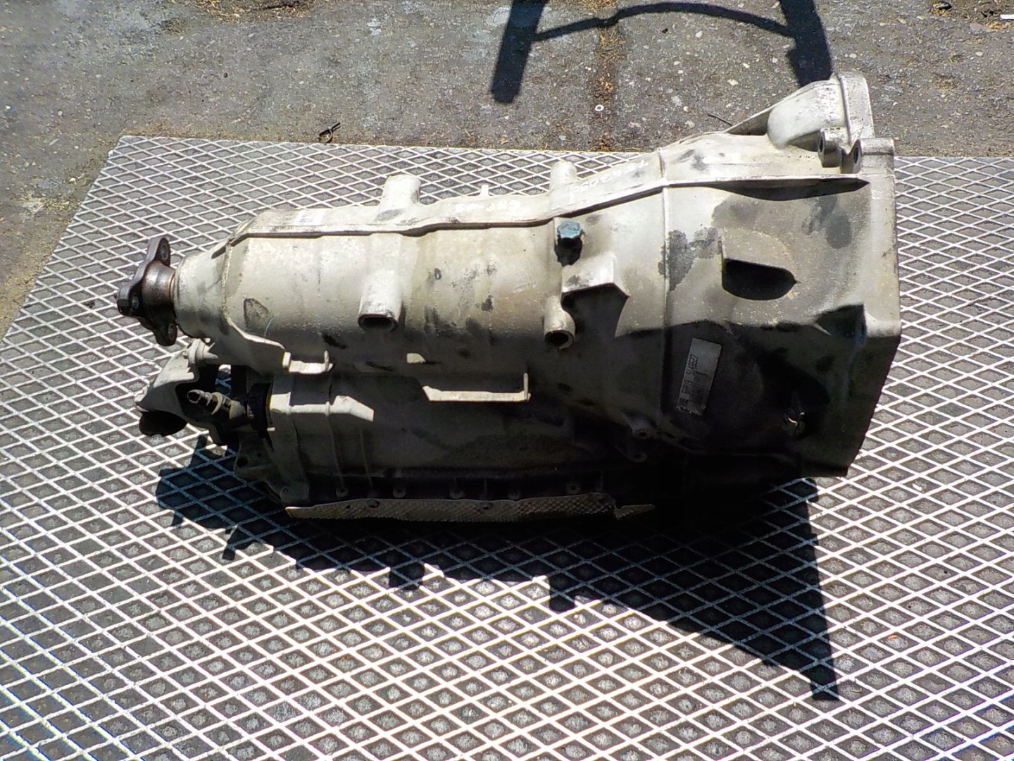 BMW E87 2.0 B gearbox, 6HP-19 7543090
