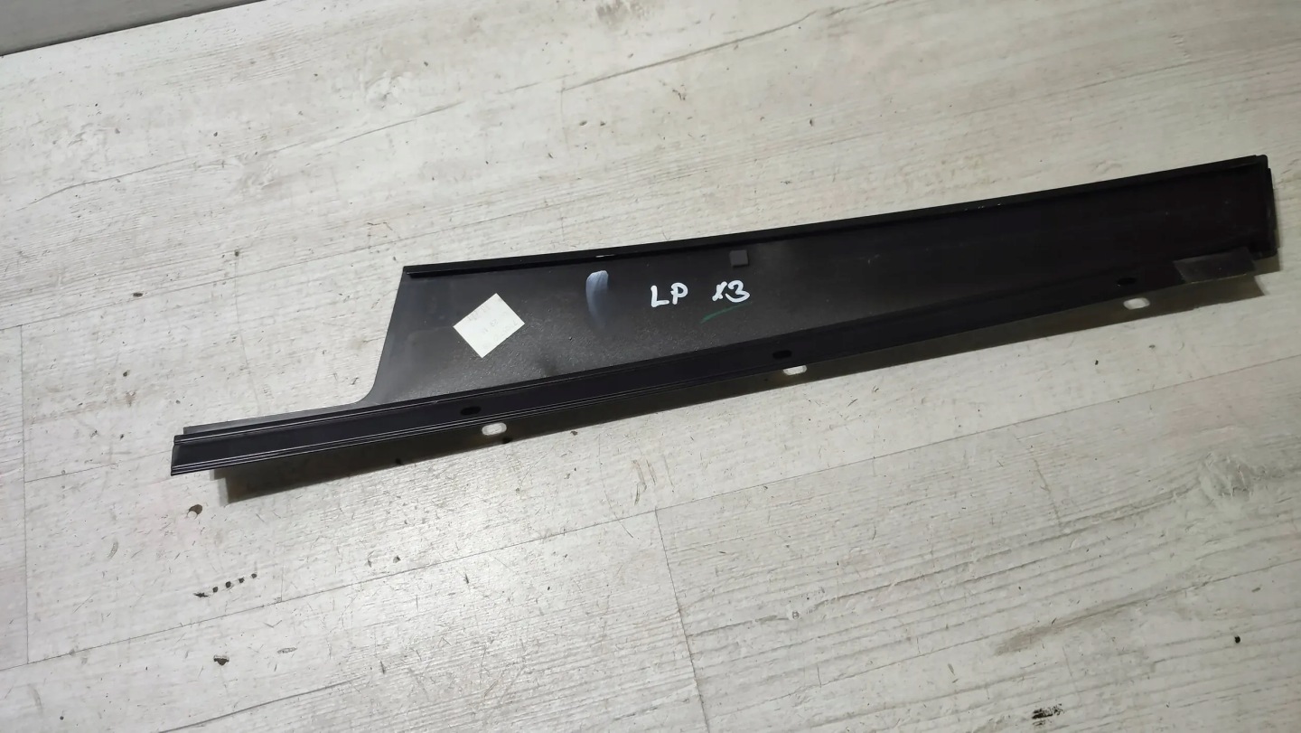 BMW X3 F25 15r 2.0d moulding door left front