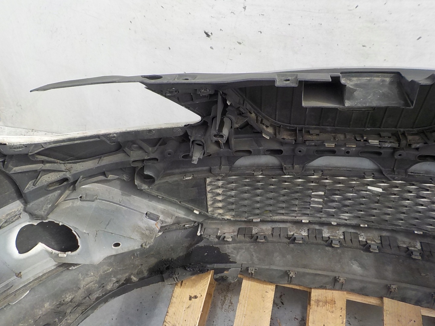 680 SEAT IBIZA IV 6J bumper front front