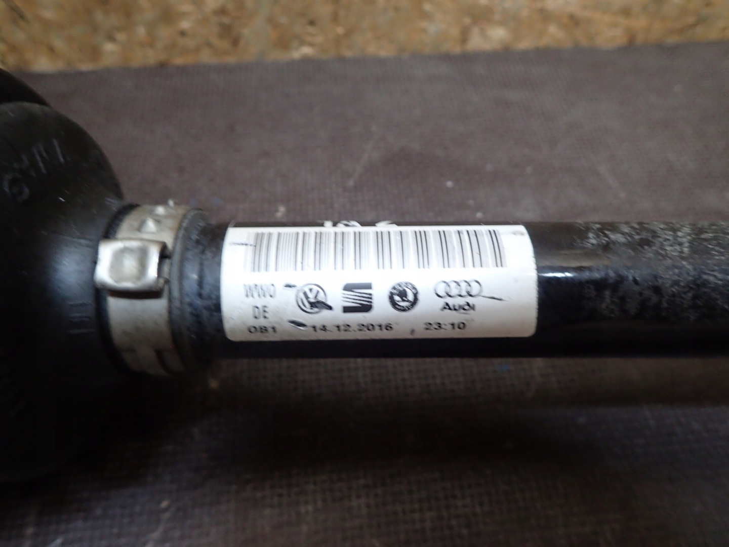SEMI-AXIS 5Q0407271A VW SEAT SKODA AUDI