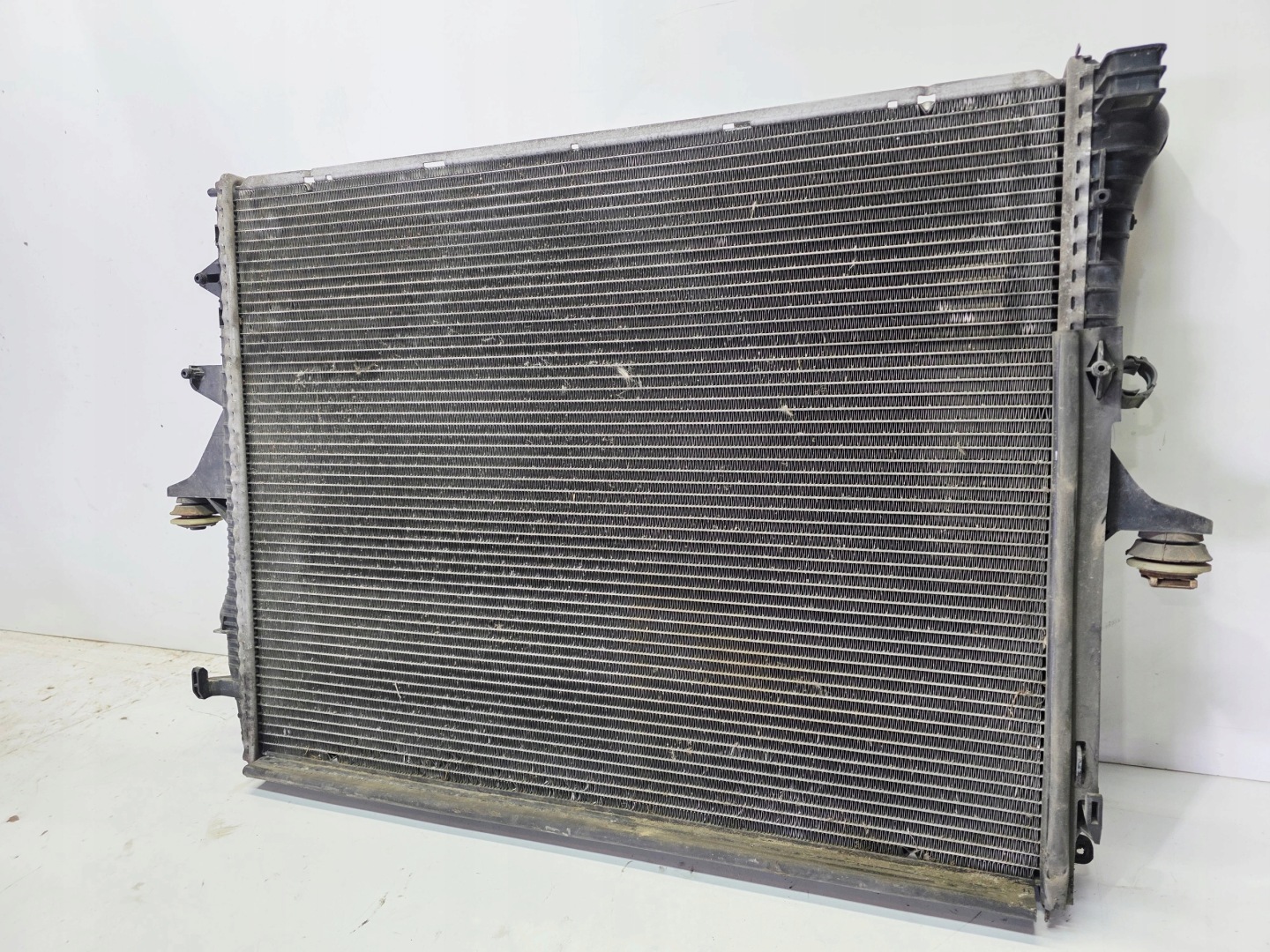 water cooler AUDI Q7 4L 3.0 TDI 7L0121253A