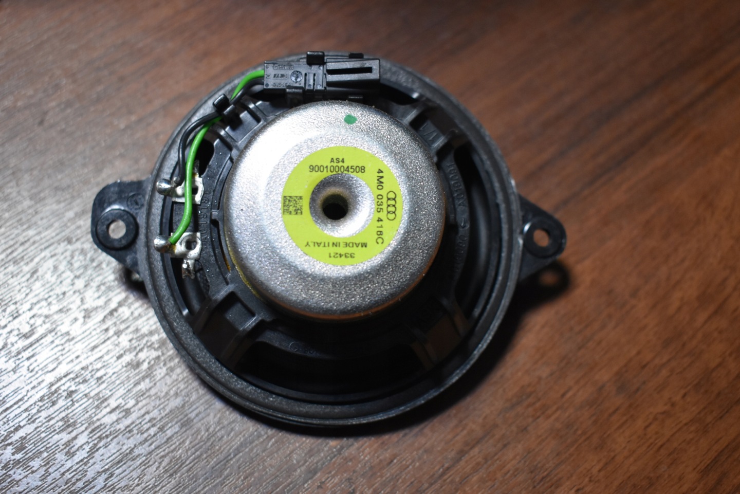 IDEALNY speaker bang OLUFSEN AUDI Q7 Q8 1