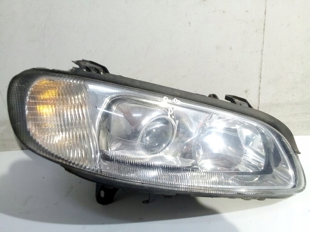 Opel Omega B light right front front xenon 1EL007950-22