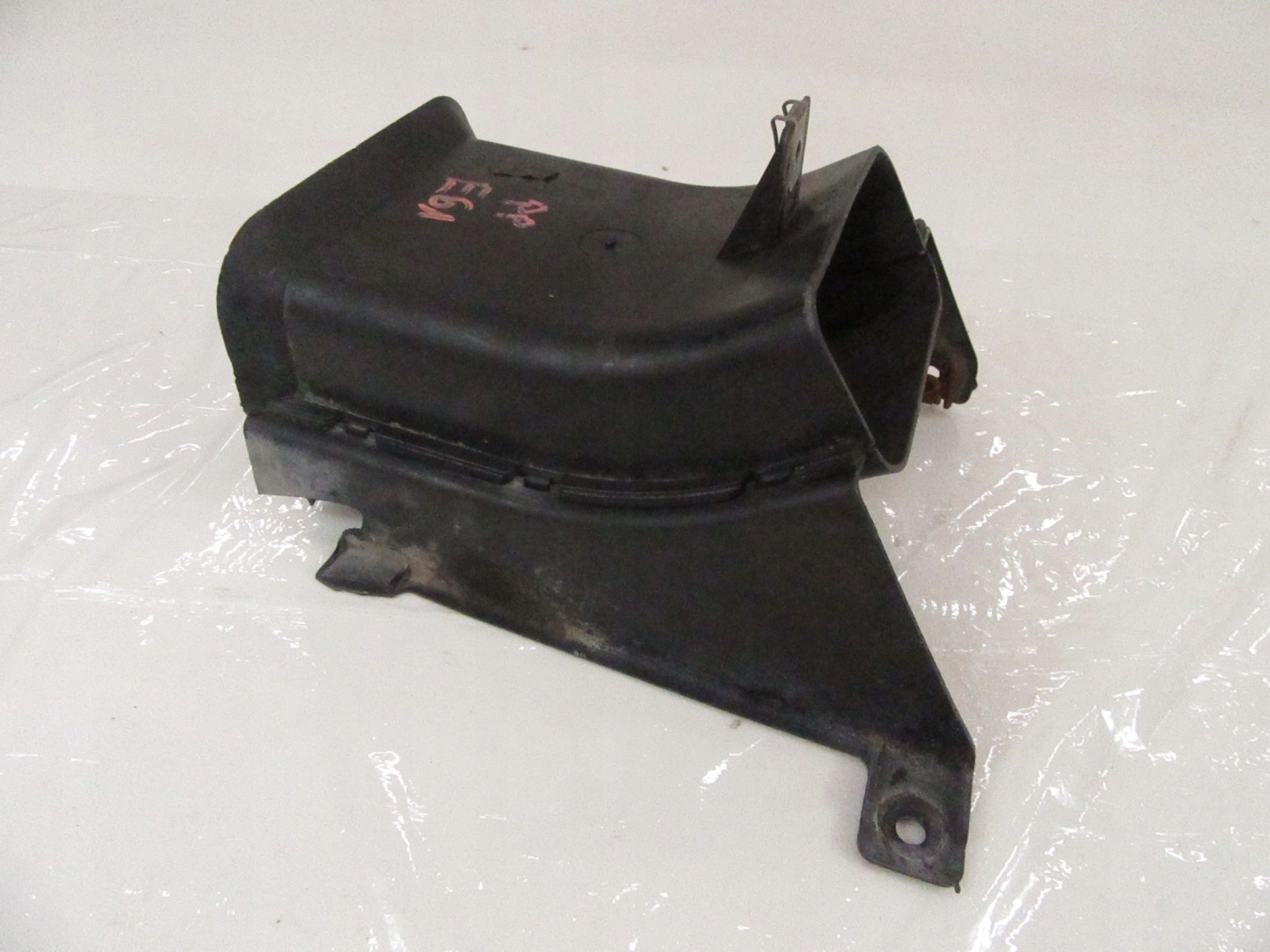 intake drain air right front for discs BMW e60 e61 e63 e64