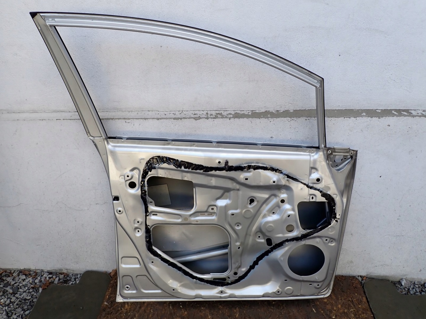 door left front left front TOYOTA VERSO R2 2009-2018R 670020F020