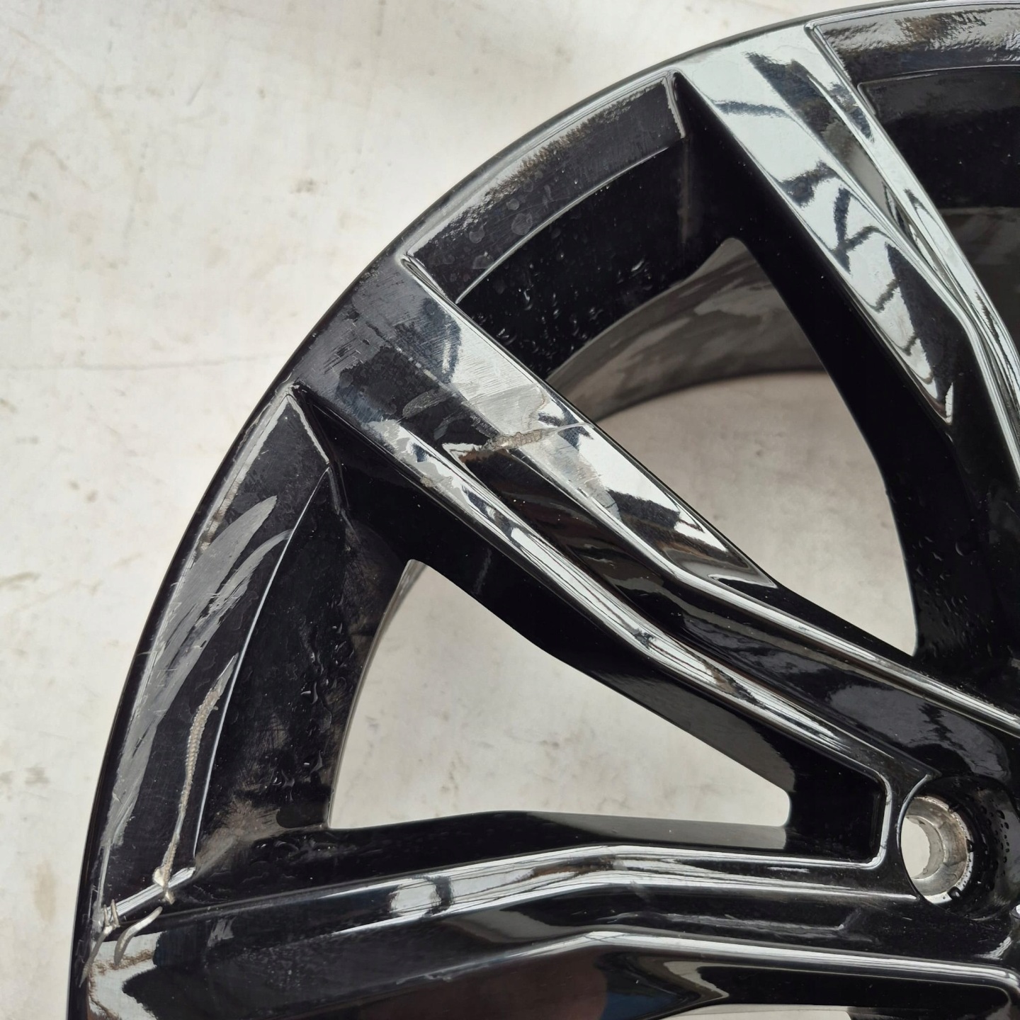 VW T-ROC 2GA disk hliníkový 2GA601025AB 18"