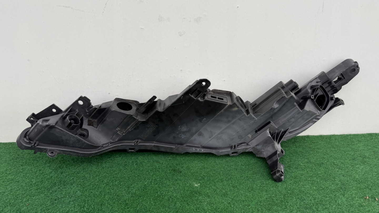 NISSAN JUKE 2 II right light front KLOSZ PUSZKA E922337 K147/20E