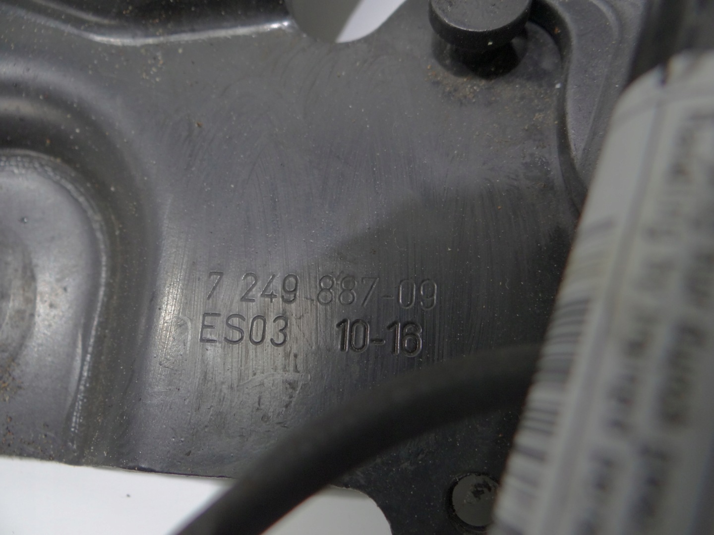 hinge NABOJ bonnets left front damper BMW F11 7249887 B90