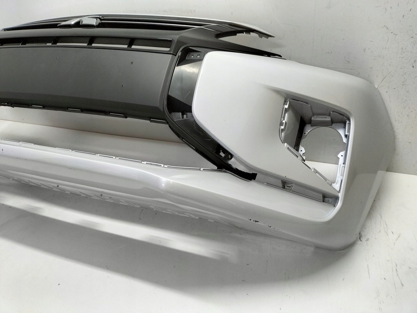 front bumper front MITSUBISHI SPACE STAR III 19