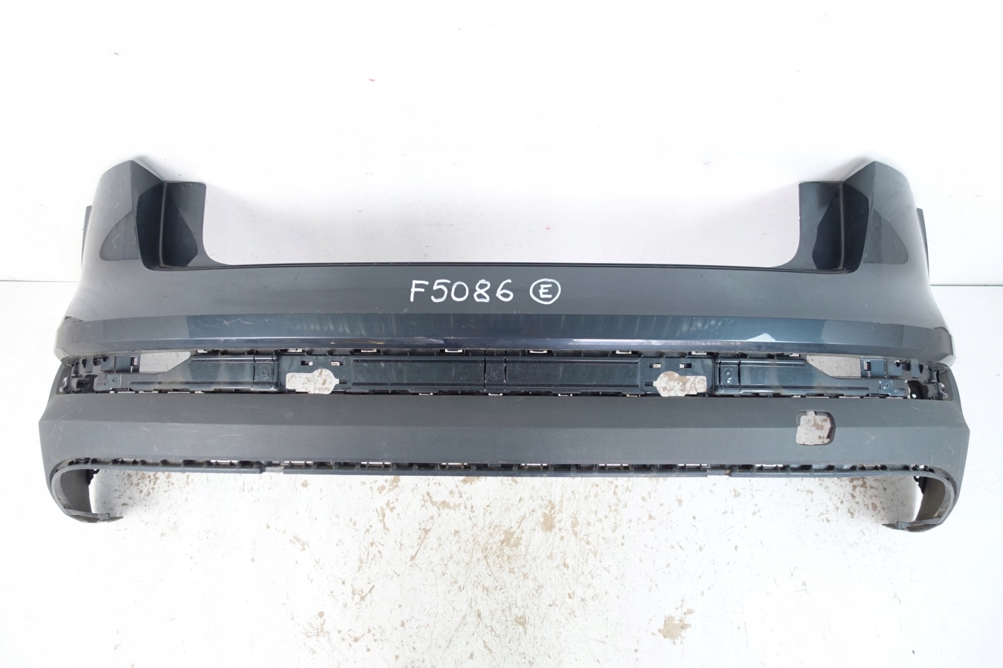 AUDI E-TRON 2018- bumper rear part rear 4KE807511