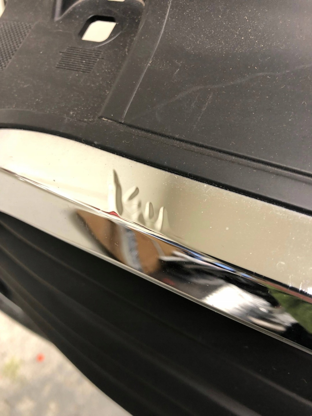 Grill Grill AUDI A3 8V SB LIFT 8V3853651AA