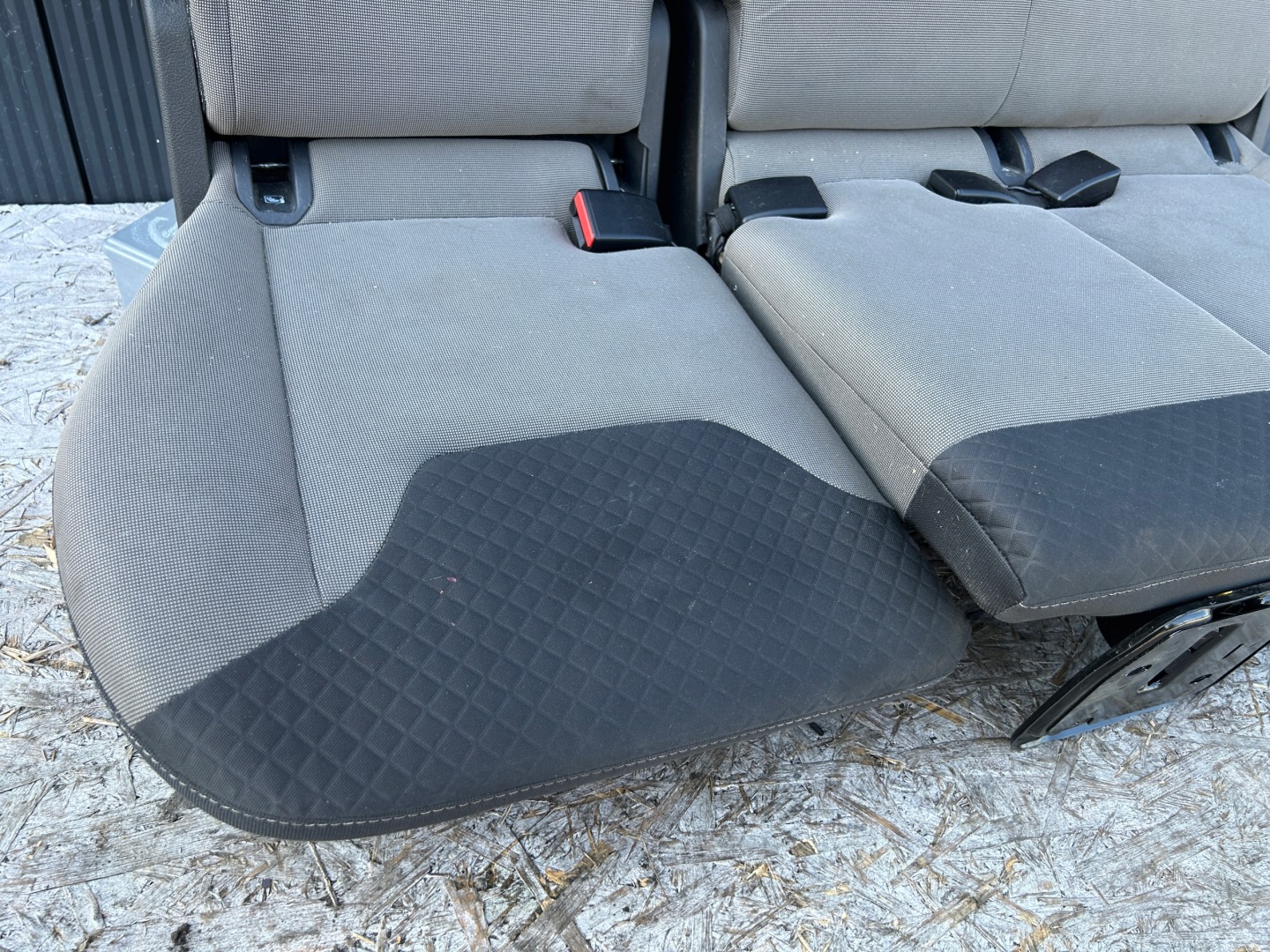 Sitz Sitze heck hinten FORD TOURNEO COURIER MK1 14