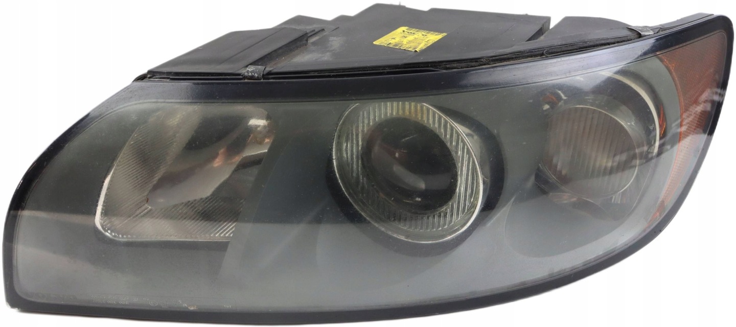 VOLVO V50 and light front left front EUROPA 30698885 0301198203
