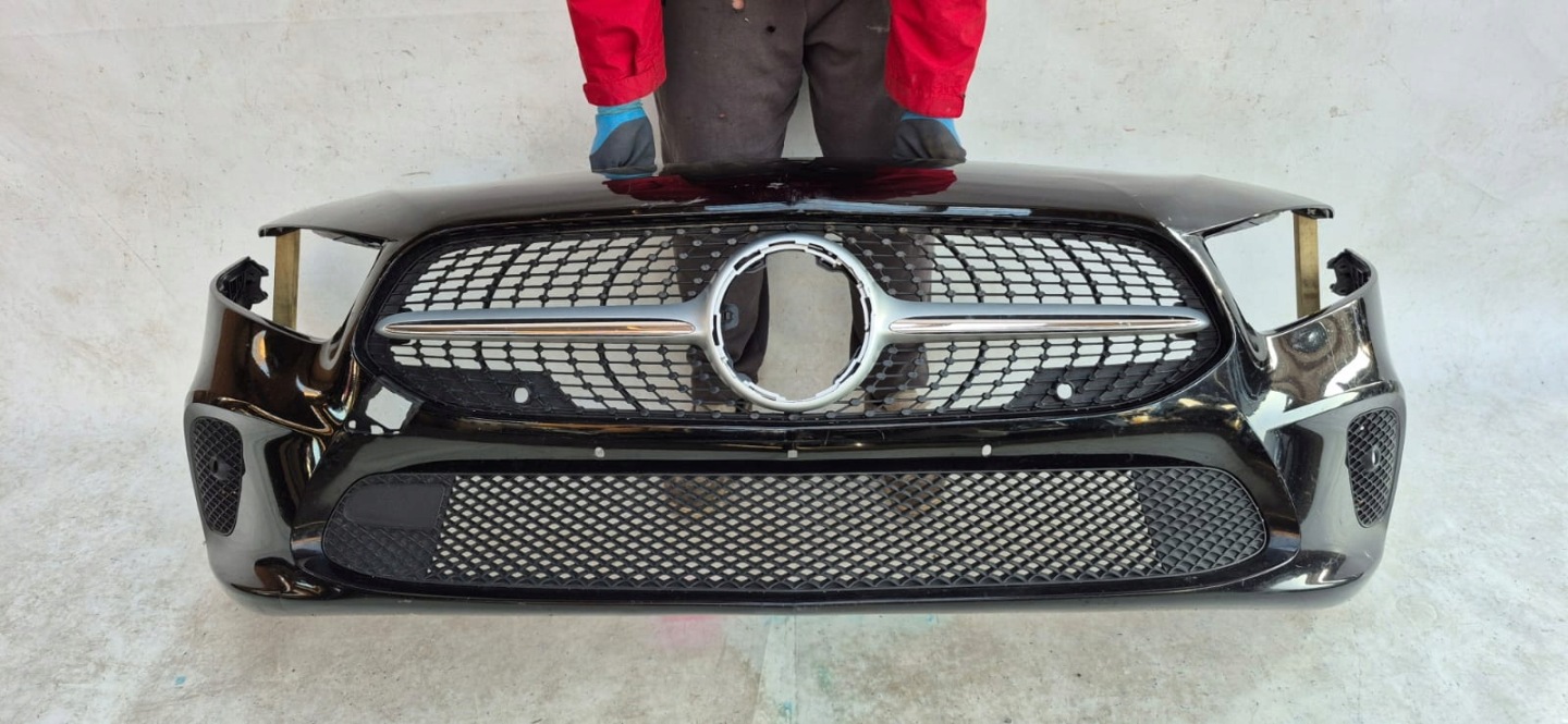 MERCEDES A-KLASA IV 4 W177 18-22 bumper front front PDC