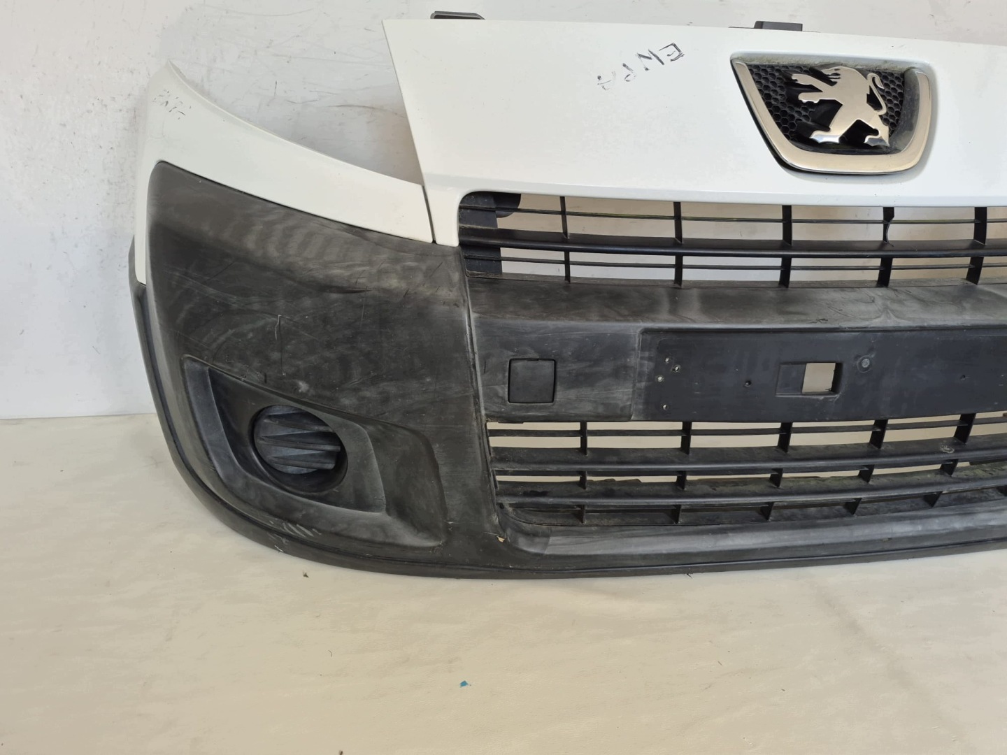 PEUGEOT EXPERT II 06- bumper front front grill LAK.EWPA