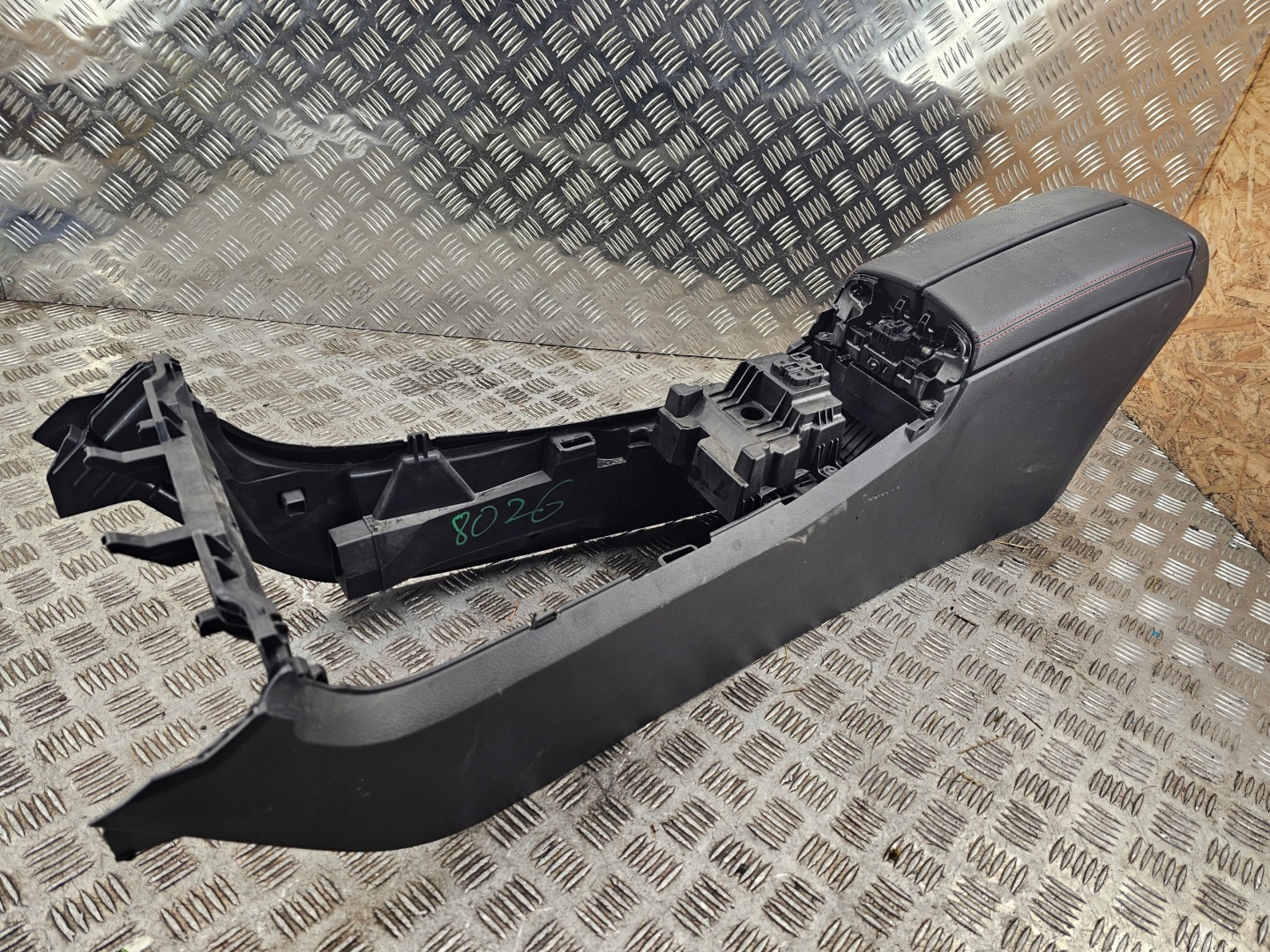TUNEL mitte MERCEDES A-KLASA W177 18- EU A1776802201