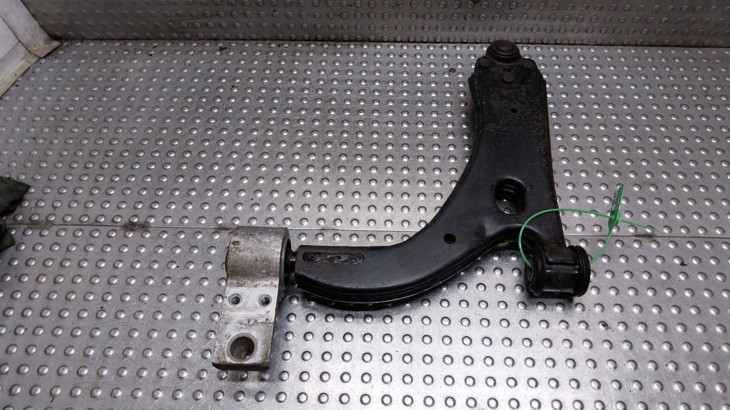 arm right front 2S61-3042-DA FORD FIESTA FUSION MK6