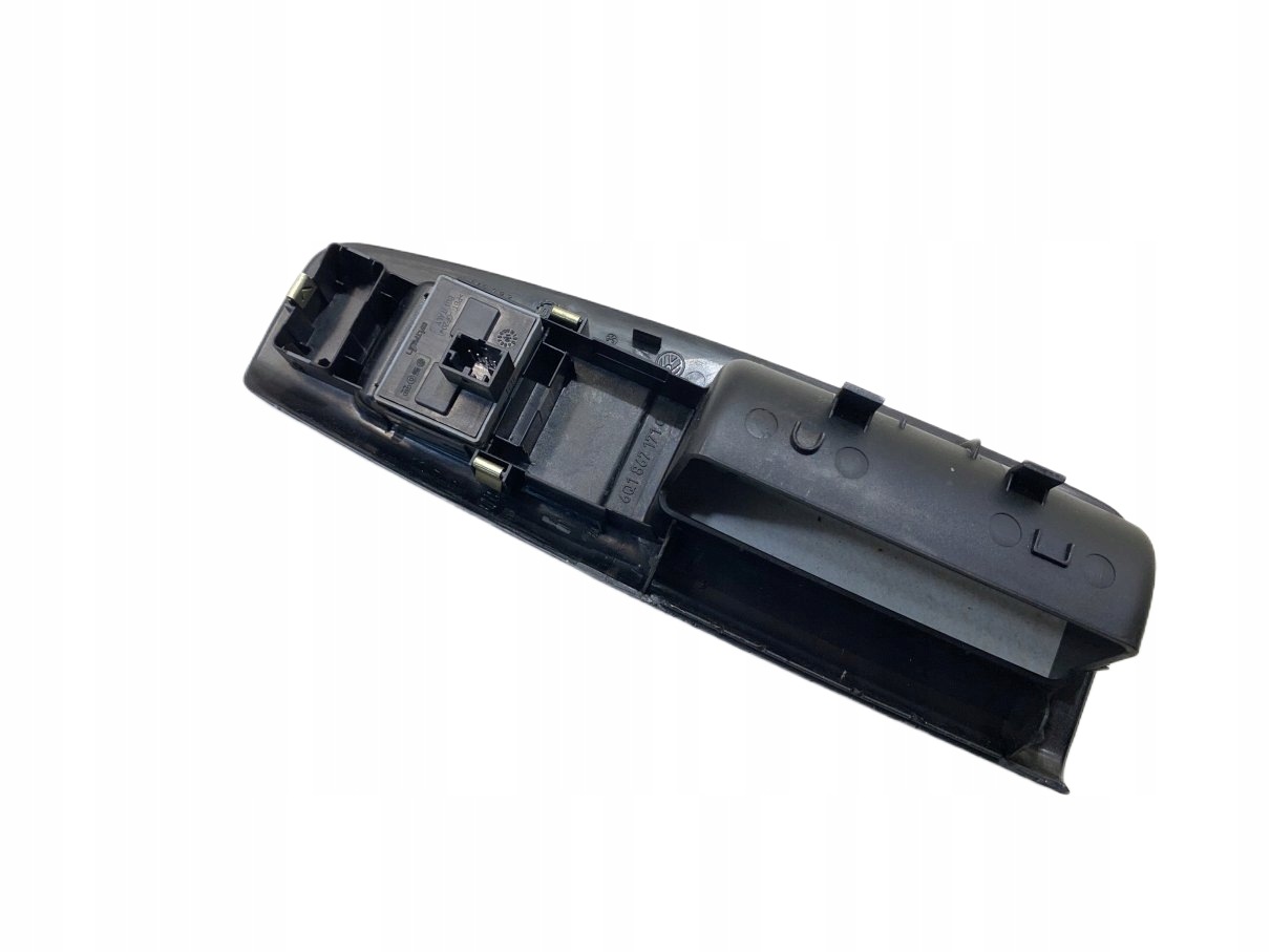 PANEL okna levý předek VW POLO IV 9N 6Q1867171C