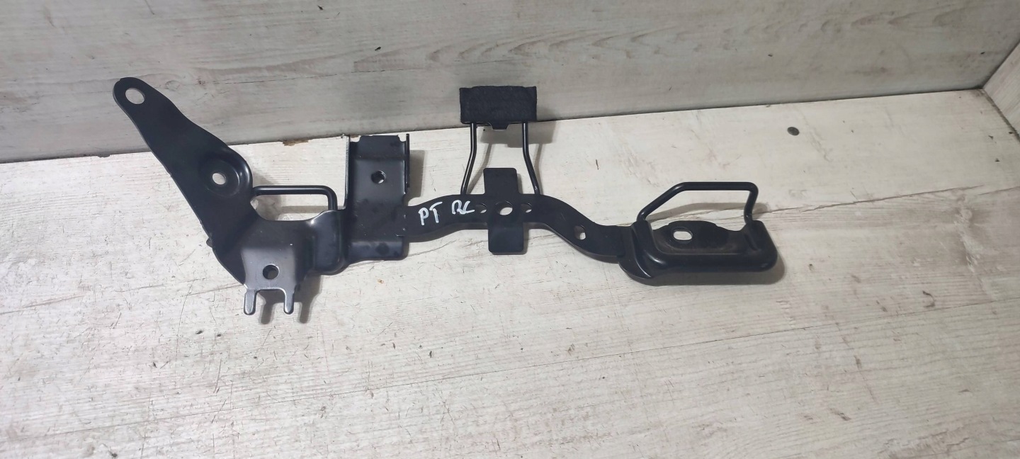 Lexus RC 2019 rear part side left bracket ISOFIX