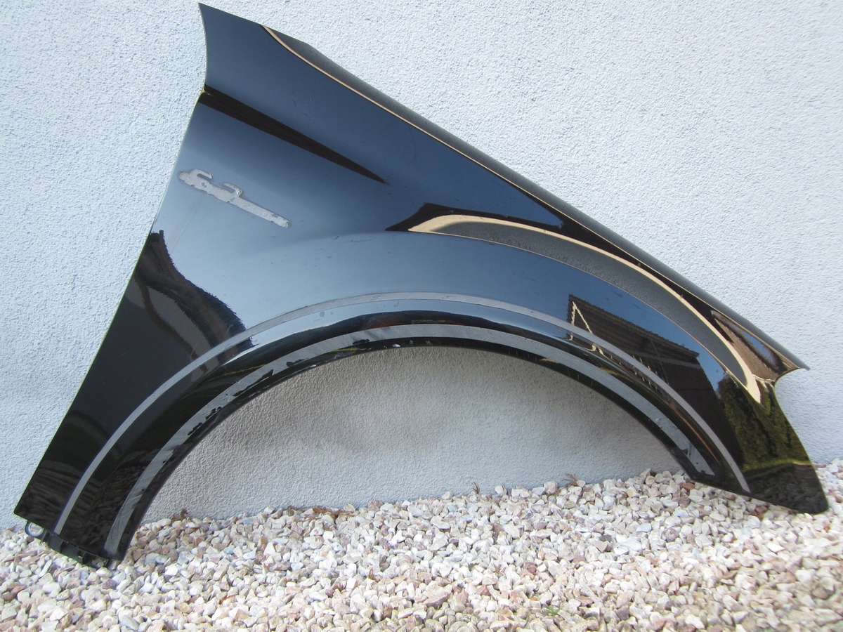 fender front front right Mercedes ML63 W164 AMG